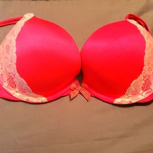 Victoria's Secret Very sexy Push Up 36B